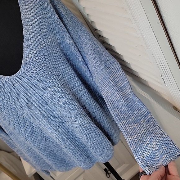 Umgee Lighweight Open Back Sweater - Picture 3 of 4